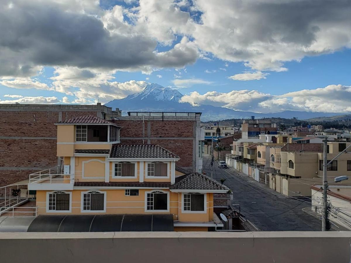 Illari Hotel ريوبامبا المظهر الخارجي الصورة